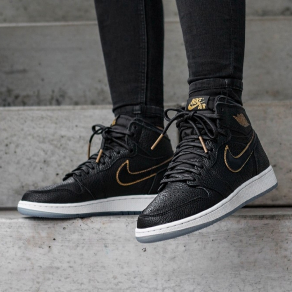 Nike Air Jordan 1 Retro High OG 'City of Flight'